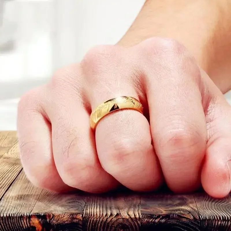 Seigneur des bagues de doigt film avec le même intérieur et extérieur gravure 3D bague sanskrit espagnole en acier inoxydable exquise